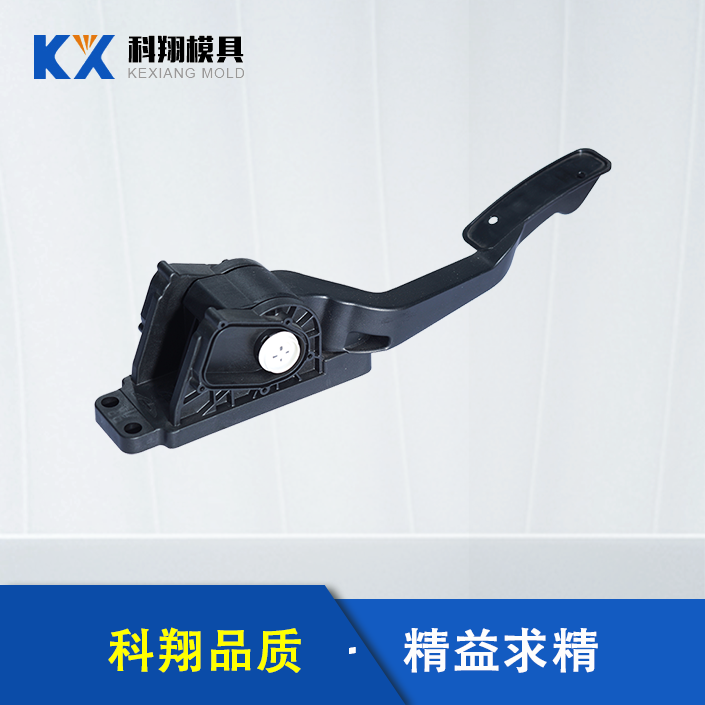 塑膠模具是什么？塑膠模具對(duì)比塑料模具有什么區(qū)別？